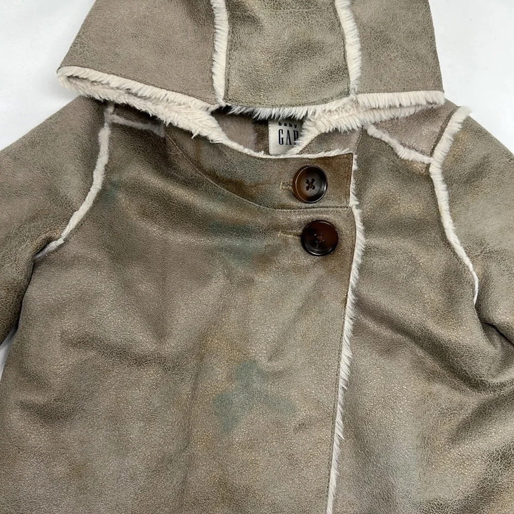 Baby Gap Metallic Faux Fur Lining Coat Size 12-18months